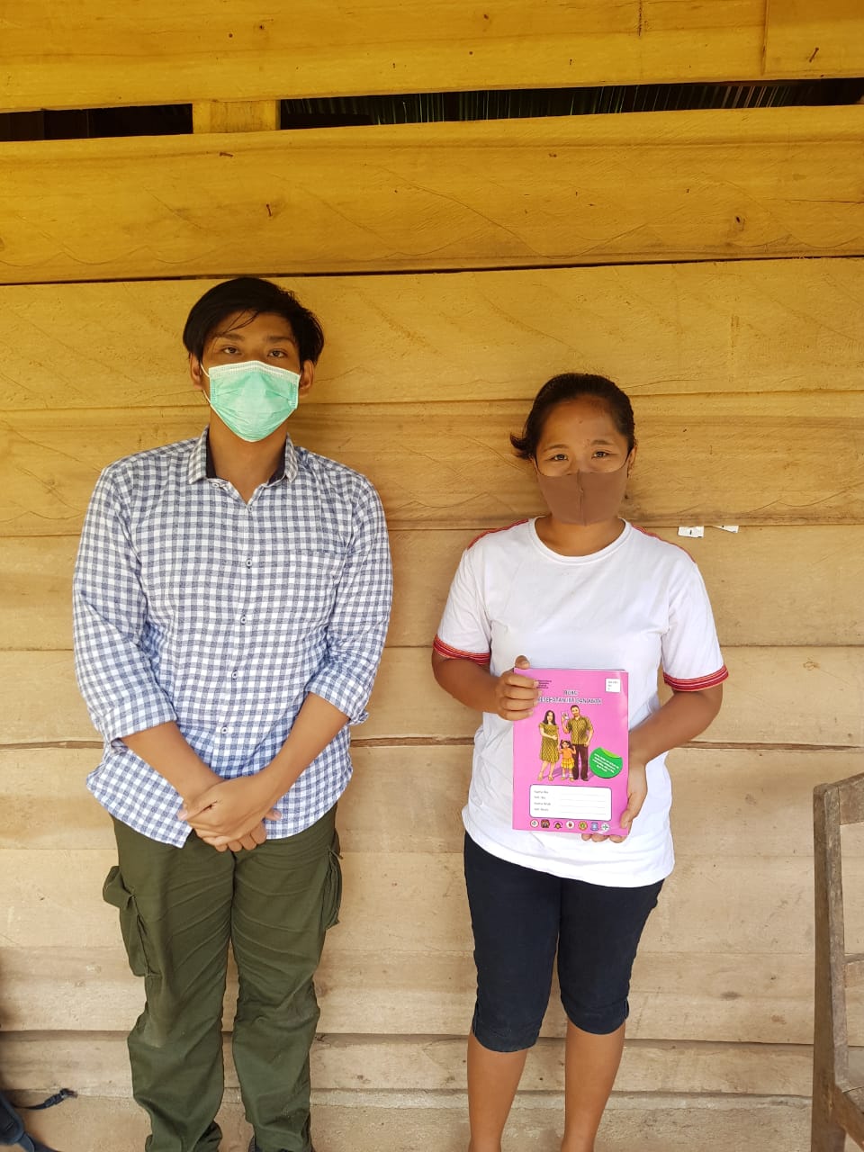 Kunjungan pertama ke rumah ibu Jenni